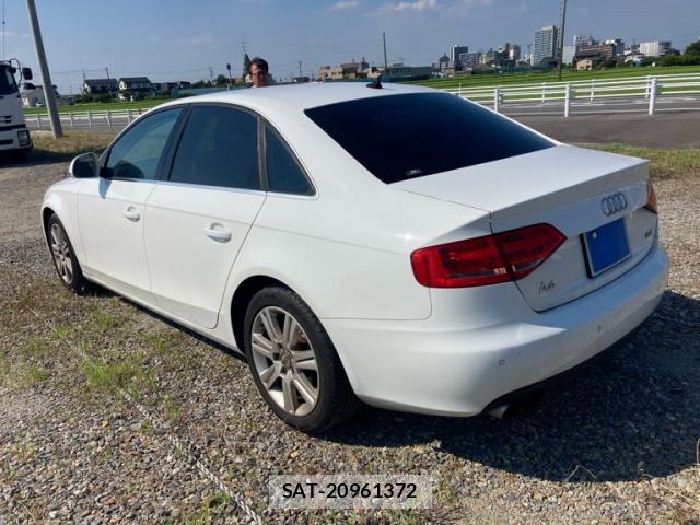 Audi A4 2008-07 8219947-2