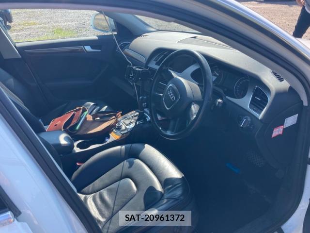 Audi A4 2008-07 8219947-5