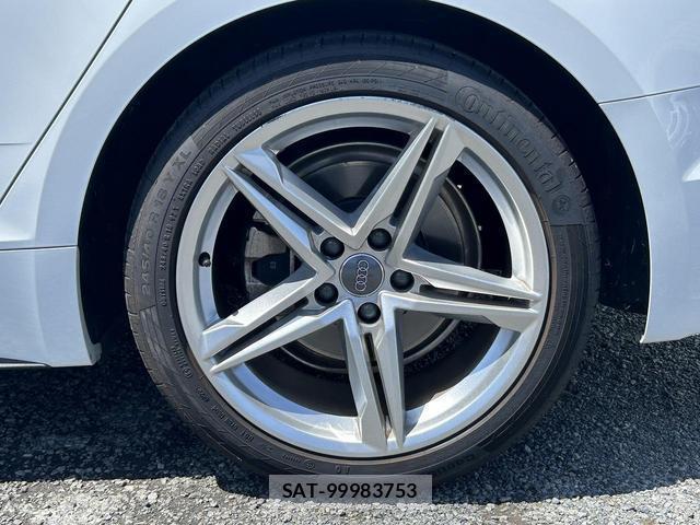Audi A5 2017-08 8221990-12
