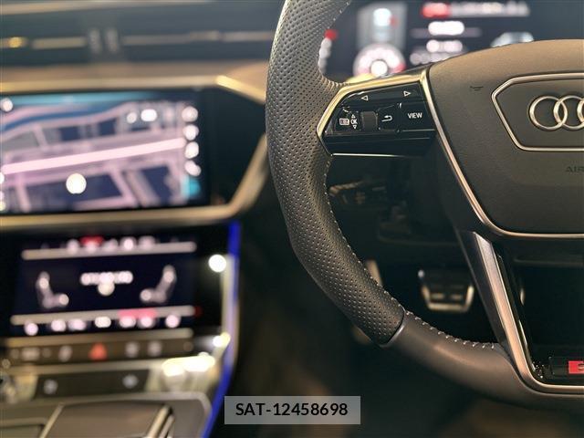 Audi A6 2019-09 8220571-12