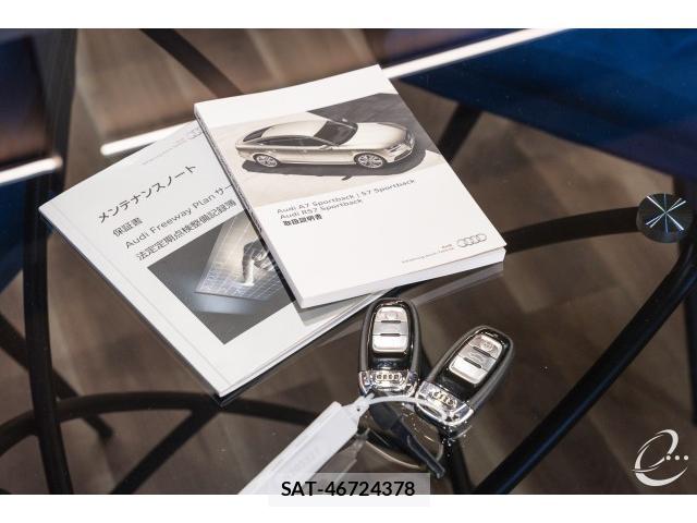 Audi A7 2016-12 8218437-4