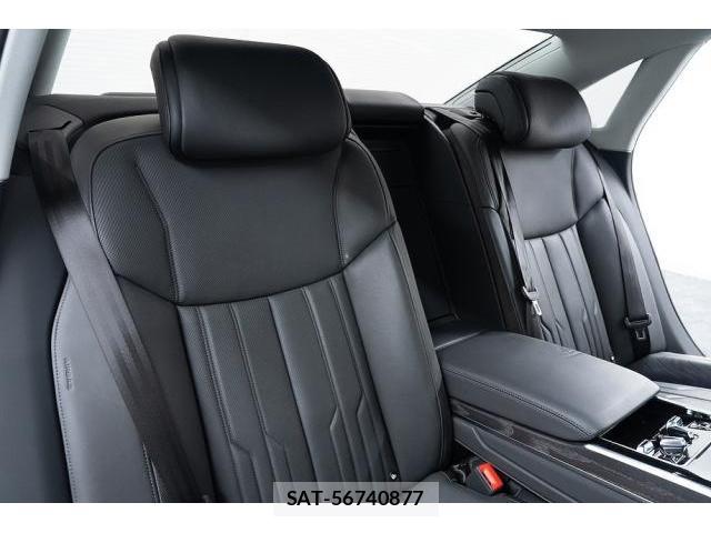 Audi A8 2021-06 8221752-14