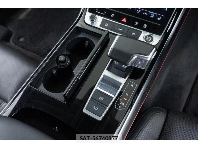 Audi A8 2021-06 8221752-19
