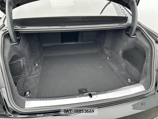 Audi A8 2024-08 8221988-15