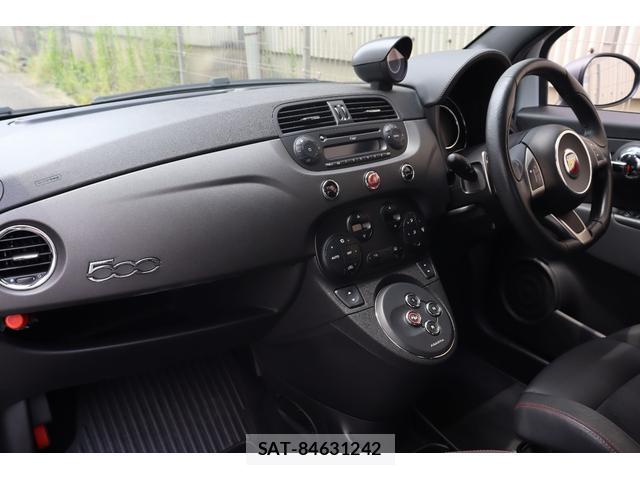 Abarth 595 2016-08 8220827-19