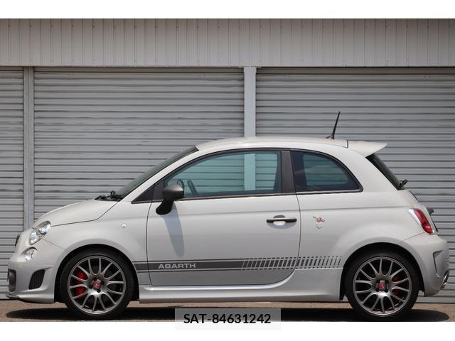 Abarth 595 2016-08 8220827-2
