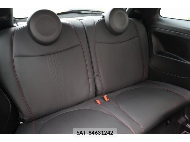 Abarth 595 2016-08 8220827-6