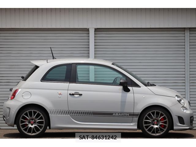 Abarth 595 2016-08 8220827-9