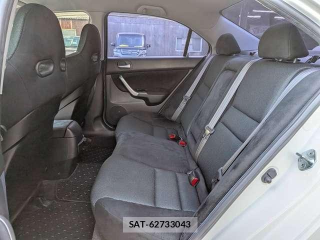 Honda ACCORD 2003-01 8223784-11