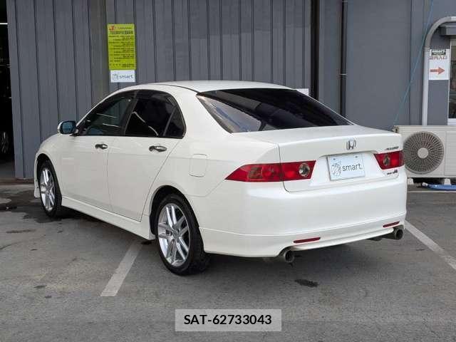 Honda ACCORD 2003-01 8223784-2