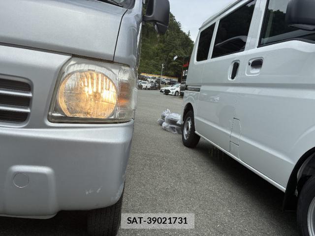 Honda ACTY VAN 2013-10 8220460-12