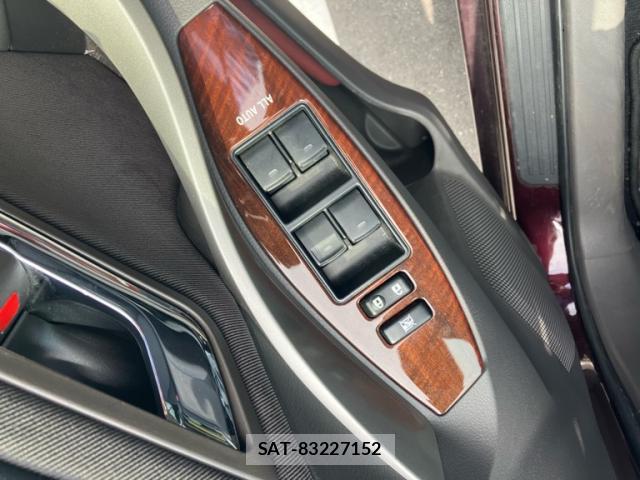 Toyota ALLION 2016-11 8223883-10