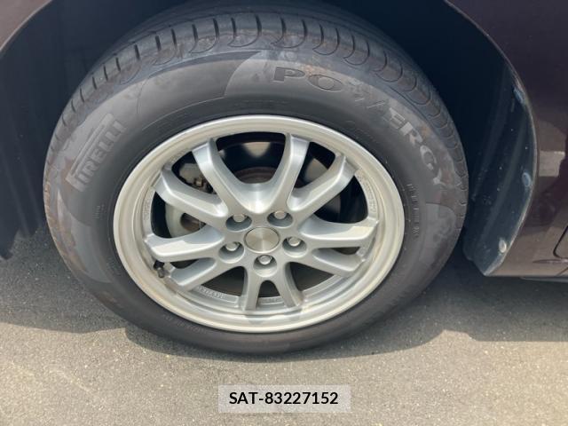 Toyota ALLION 2016-11 8223883-8
