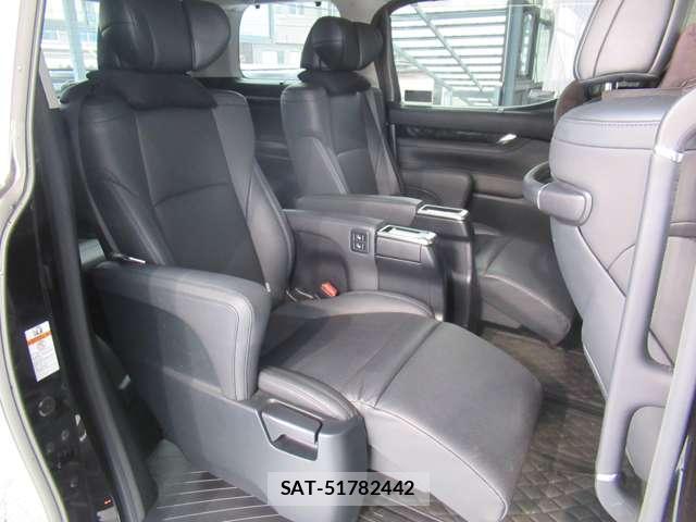 Toyota ALPHARD 2020-03 8224742-19