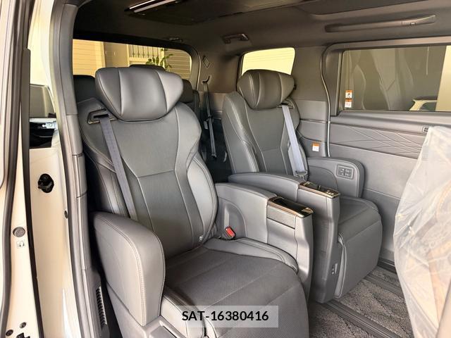 Toyota ALPHARD HYBRID 2026-04 8216153-13