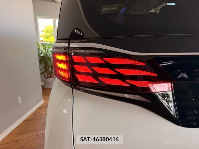Toyota ALPHARD HYBRID 2026-04 8216153-7