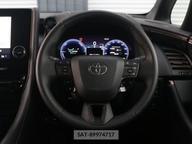 Toyota ALPHARD HYBRID 2026-03 8217287-17