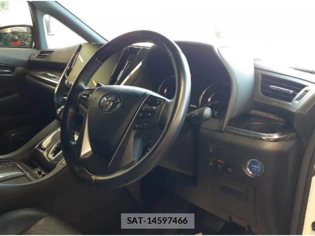 Toyota ALPHARD HYBRID 2020-05 8217910-2