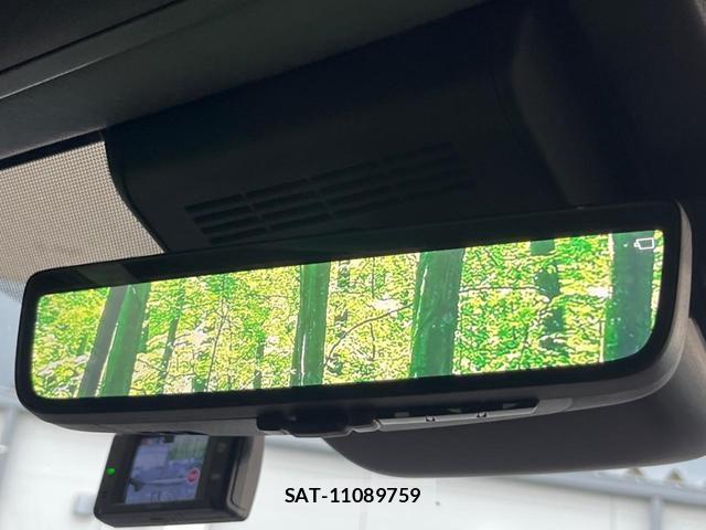 Toyota ALPHARD HYBRID 2023-10 8219715-6