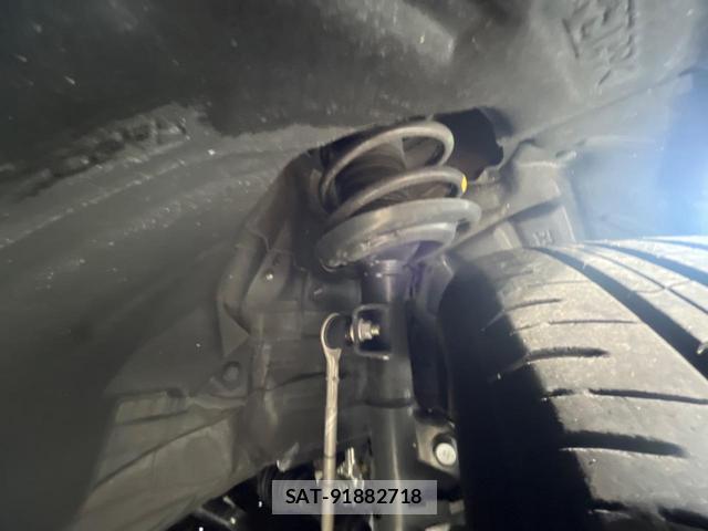 Toyota ALPHARD HYBRID 2023-12 8219717-19