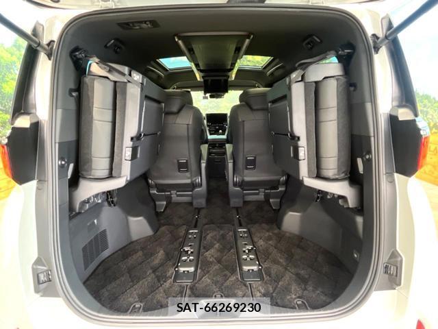 Toyota ALPHARD HYBRID 2024-05 8220367-10