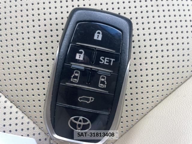 Toyota ALPHARD HYBRID 2021-09 8220451-12