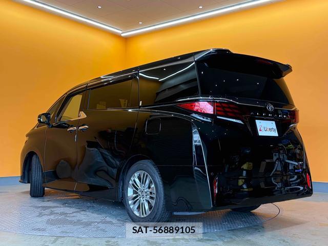 Toyota ALPHARD HYBRID 2024-06 8221296-16