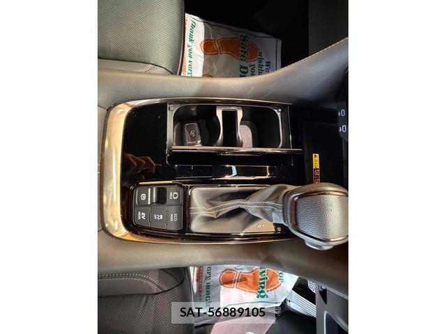 Toyota ALPHARD HYBRID 2024-06 8221296-6