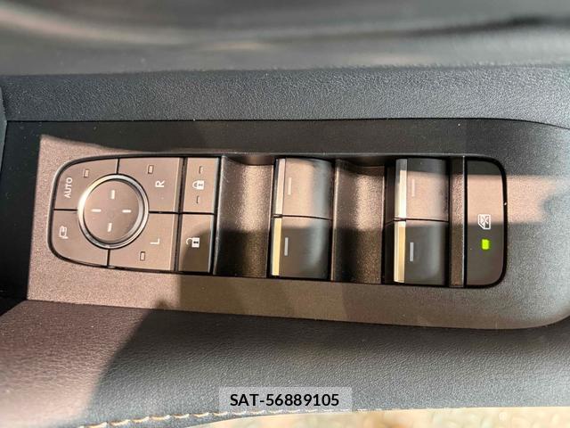 Toyota ALPHARD HYBRID 2024-06 8221296-8