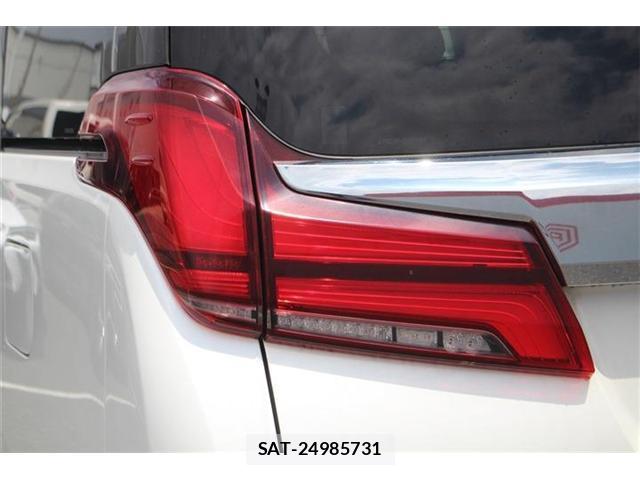 Toyota ALPHARD HYBRID 2018-05 8222104-14