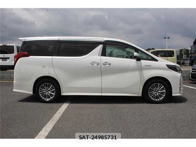 Toyota ALPHARD HYBRID 2018-05 8222104-8