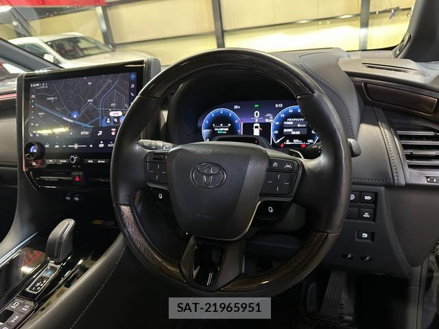 Toyota ALPHARD HYBRID 2023-07 8223011-8