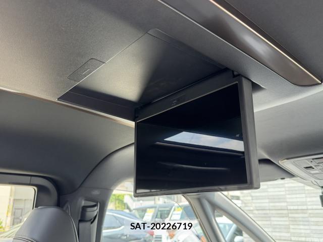 Toyota ALPHARD HYBRID 2024-12 8223235-19