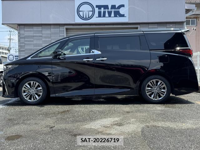 Toyota ALPHARD HYBRID 2024-12 8223235-2