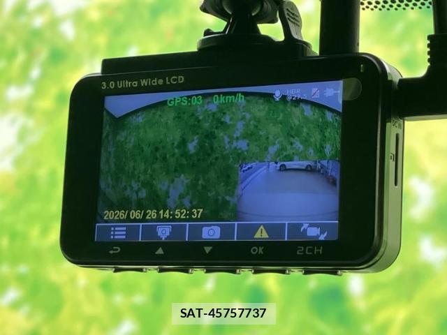 Toyota ALPHARD HYBRID 2017-05 8225204-13