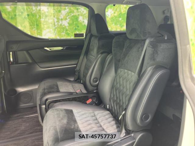 Toyota ALPHARD HYBRID 2017-05 8225204-6