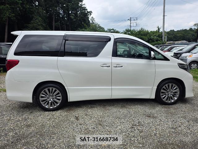 Toyota ALPHARD 2012-12 8216259-7