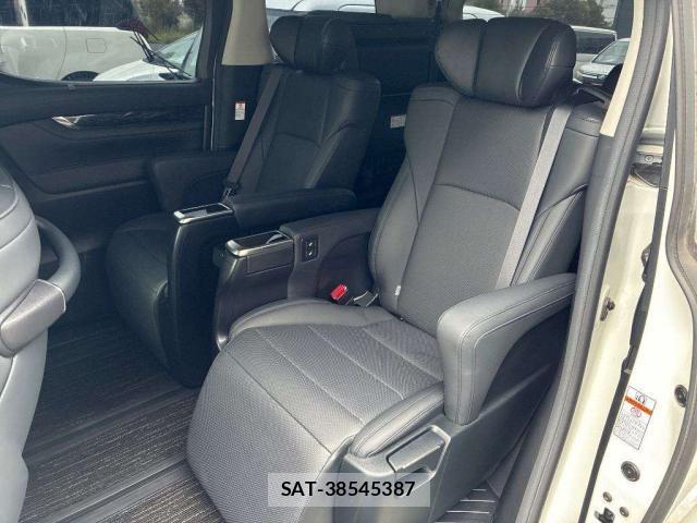Toyota ALPHARD 2021-02 8216398-6