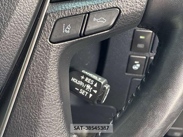 Toyota ALPHARD 2021-02 8216398-9