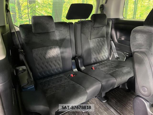 Toyota ALPHARD 2019-09 8216674-9