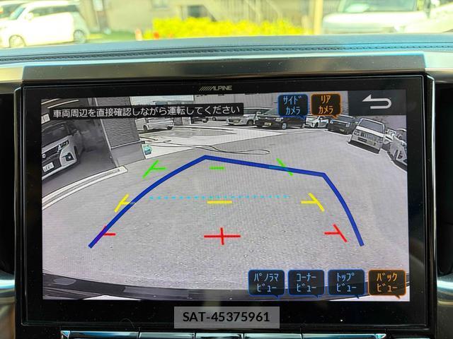 Toyota ALPHARD 2017-09 8216843-4