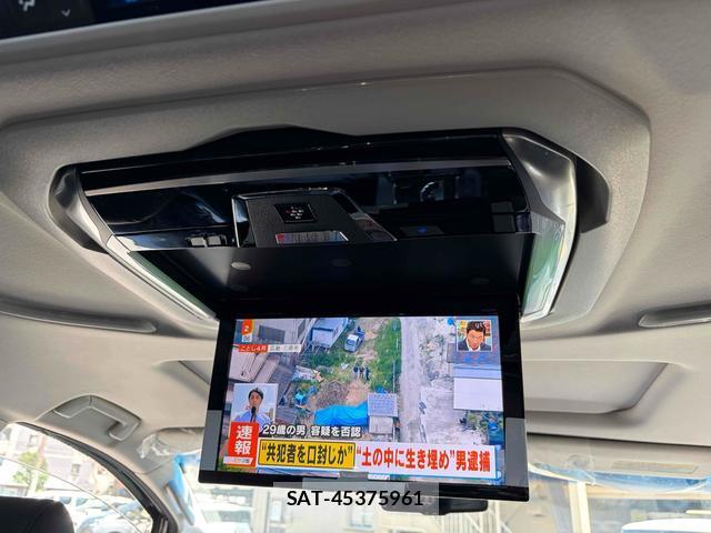Toyota ALPHARD 2017-09 8216843-6