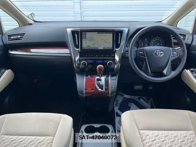 Toyota ALPHARD 2016-01 8216912-1