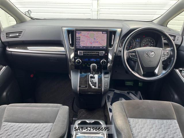 Toyota ALPHARD 2018-02 8216920-1