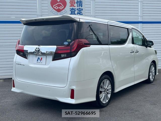 Toyota ALPHARD 2018-02 8216920-16