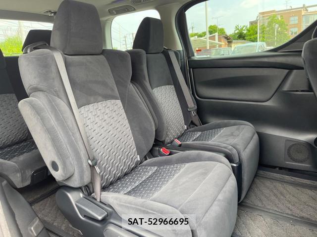 Toyota ALPHARD 2018-02 8216920-7