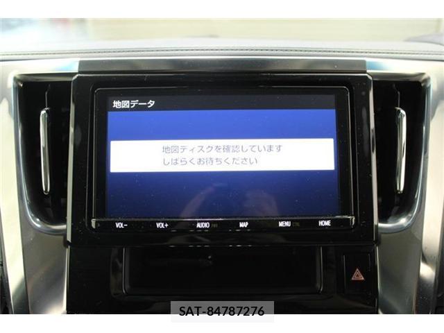 Toyota ALPHARD 2019-08 8216942-1