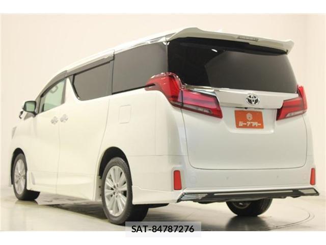 Toyota ALPHARD 2019-08 8216942-9