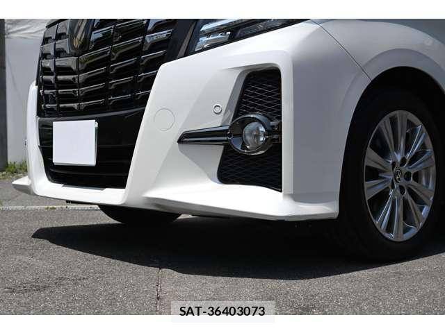 Toyota ALPHARD 2017-11 8217143-8