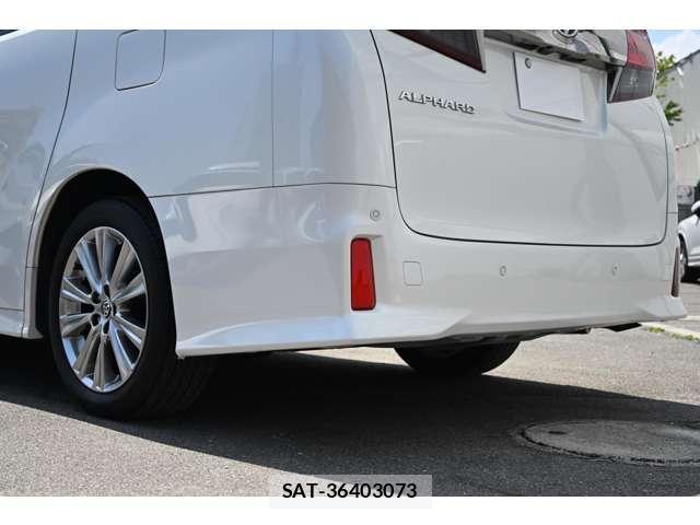 Toyota ALPHARD 2017-11 8217143-9